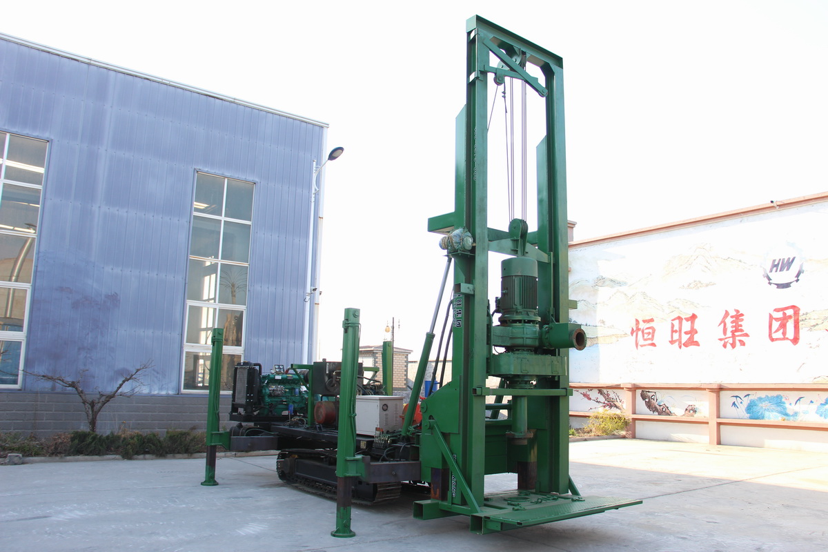 7寸(cùn)鋼履帶反循環(huan)鑽機